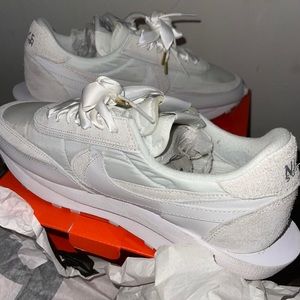 Nike Sacai x LDWaffle 'White Nylon
SIZE 11.5 
Worn VERY Great Condition.